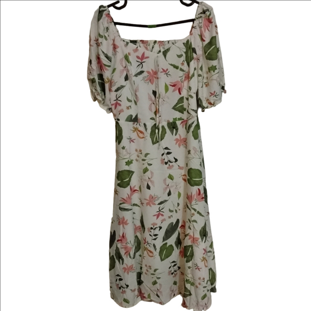 #11. ✨️Host Pick✨️Green and White Floral Maxi Sundress with Flutter Sleeves NWOT